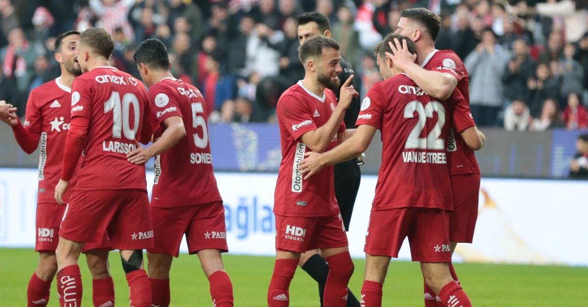 Antalyaspor: 2 – Kayserispor: 0 | MAÇ SONUCU