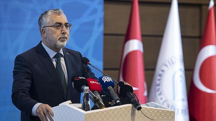 “İhtiyaç olduğu sürece kadın çalışanlara bu desteklerimiz devam edecek”