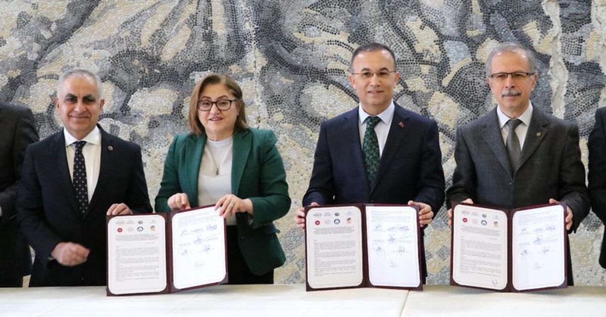 “Sosyopark Beş Boyutlu Gelecek Gaziantep” için protokol imzalandı