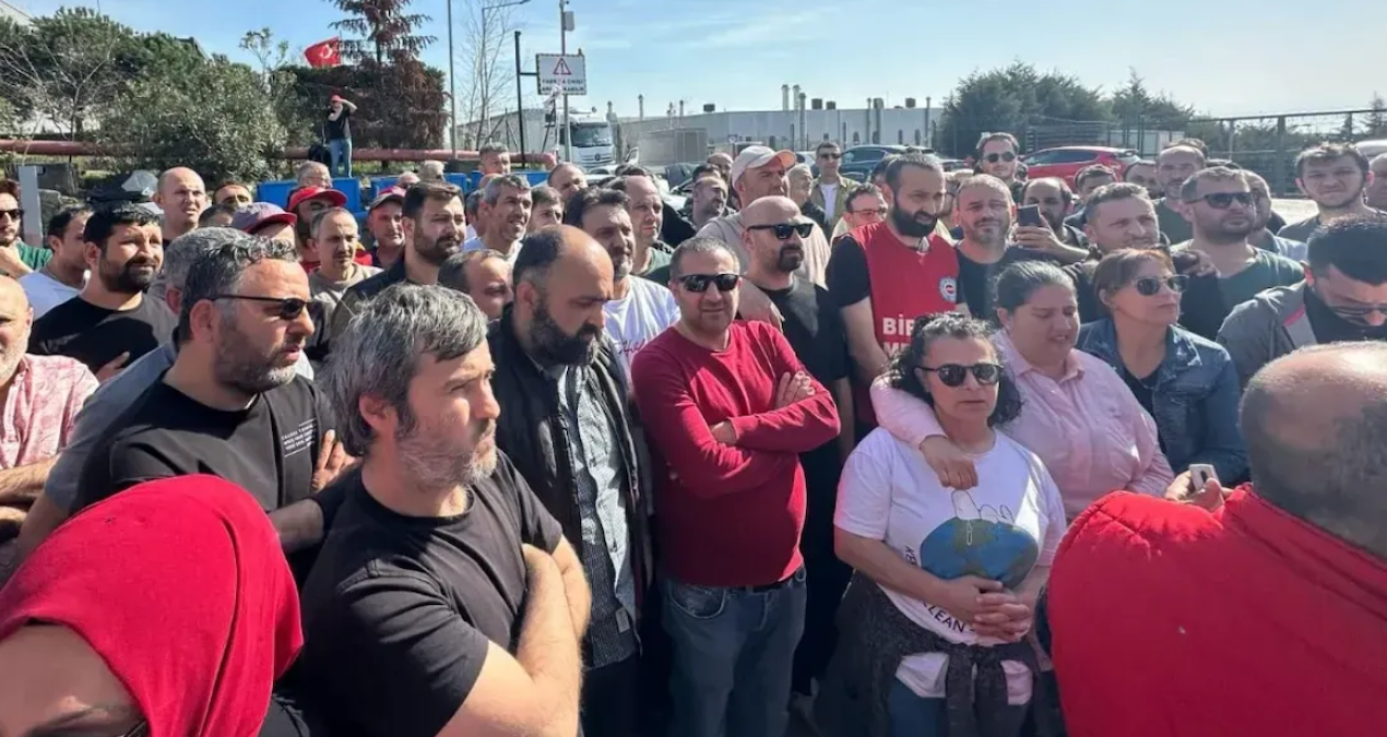 Fabrikada işçi maaşı 55 bin TL’ye yükseldi: Çalışanlar alkışlarla kutladı